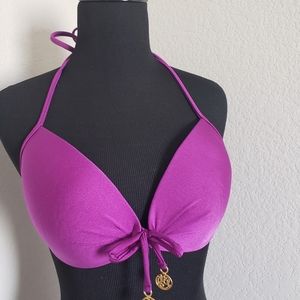 Lulu Fama bikini top